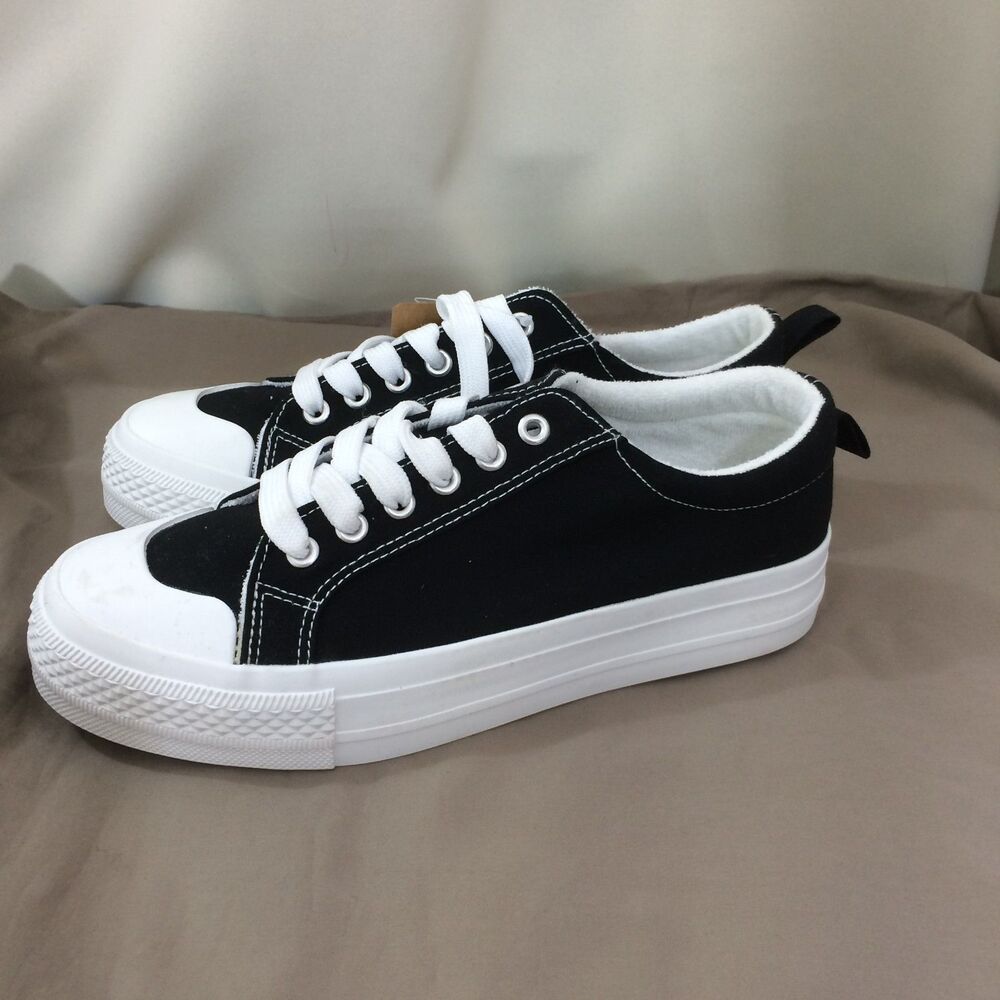 Heez Black Canvas Platform Sneakers Women's 7 Lace Up New With Tags Casual Shoe - Picture 3 of 9